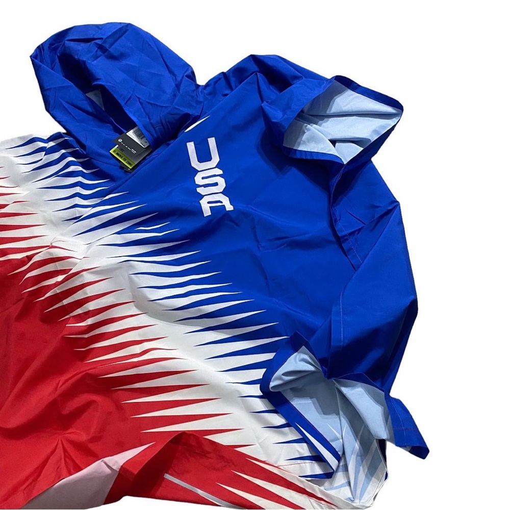 Nike USA Marathoner Poncho